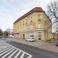 Kamienica na sprzedaż